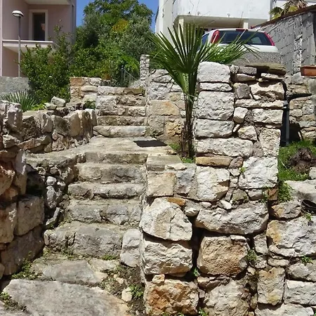 Mc شقة